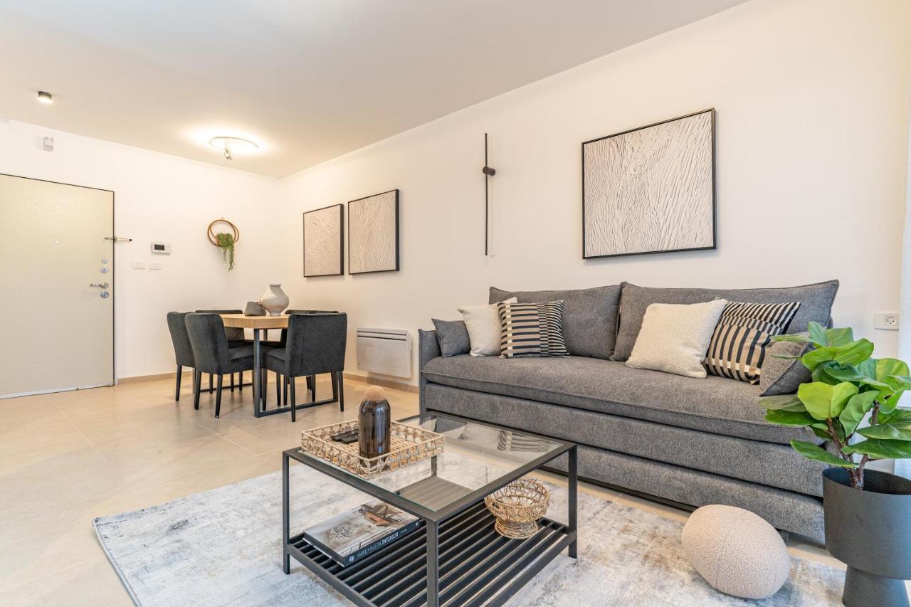 Deluxe 3 Bedrooms Flat In Residential Area Yerusalem Bagian luar foto