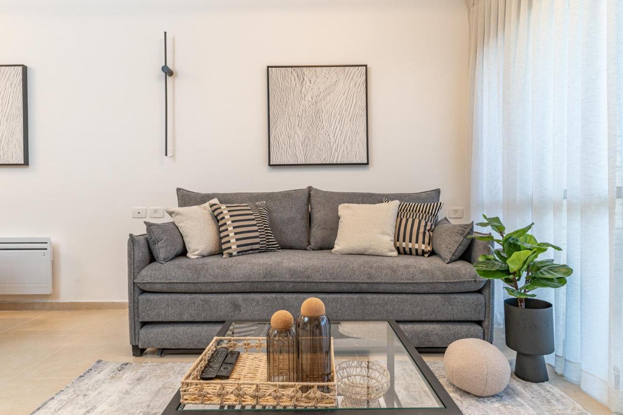 Deluxe 3 Bedrooms Flat In Residential Area Yerusalem Bagian luar foto