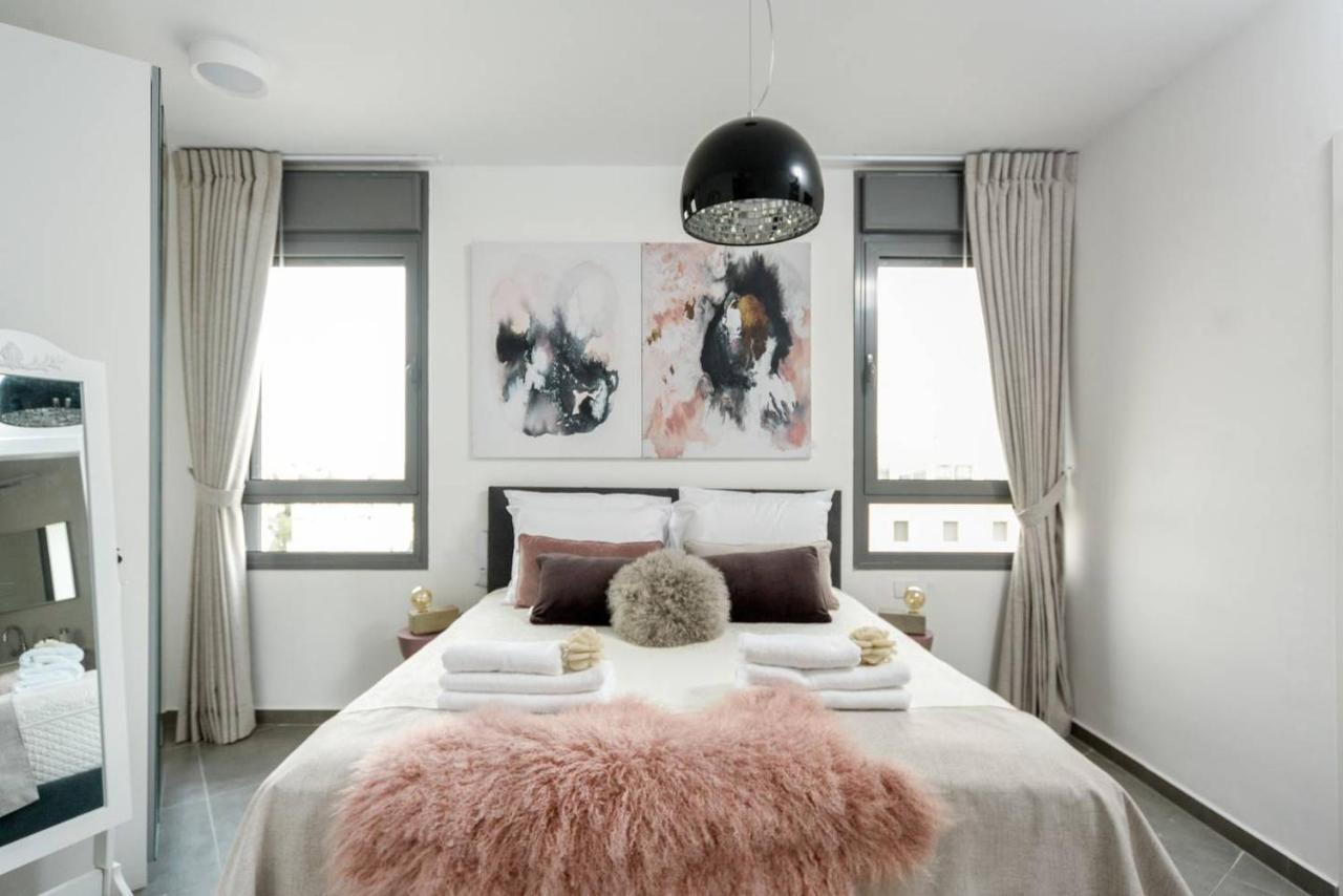 Deluxe 3 Bedrooms Flat In Residential Area Yerusalem Bagian luar foto
